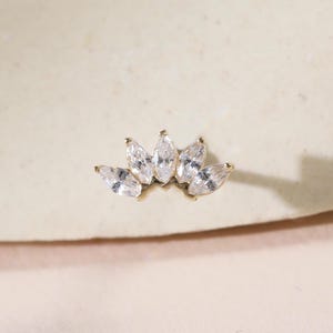 14K Solid Gold Diamond Flower Flat Back/Lotus Tragus Stud/Five Petals Threadless Push Pin/Floral Labret Stud/Fan Shape Conch Lobe Piercing