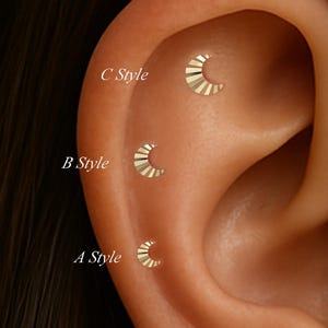 14K Solid Gold Diamond Cut Moon Piercing/Crescent Tragus Push Back/Threadless End Stud/Gold Helix Cartilage Stud/Celestial Conch Labret Stud
