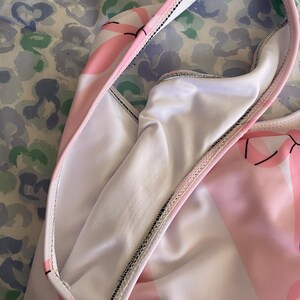 Cutecore Athleisure-topp: Unikt atletisk linne med rosett, badtoppar i plusstorlek, kawaii-linne, present till poolparty, outfits för poolparty bild 6