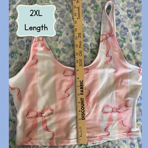 Cutecore Athleisure-topp: Unikt atletisk linne med rosett, badtoppar i plusstorlek, kawaii-linne, present till poolparty, outfits för poolparty bild 5