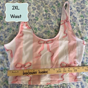 Cutecore Athleisure-topp: Unikt atletisk linne med rosett, badtoppar i plusstorlek, kawaii-linne, present till poolparty, outfits för poolparty bild 4