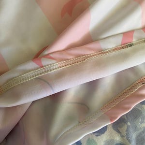 Cutecore Athleisure-topp: Unikt atletisk linne med rosett, badtoppar i plusstorlek, kawaii-linne, present till poolparty, outfits för poolparty bild 7