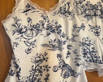 French Toile Pajamas, Coquette Pjs, Blue Toil Fashion, European Style, Bridal Set, Bridesmaids Gifts, Gift For Bridesmaid, Getting Ready Set