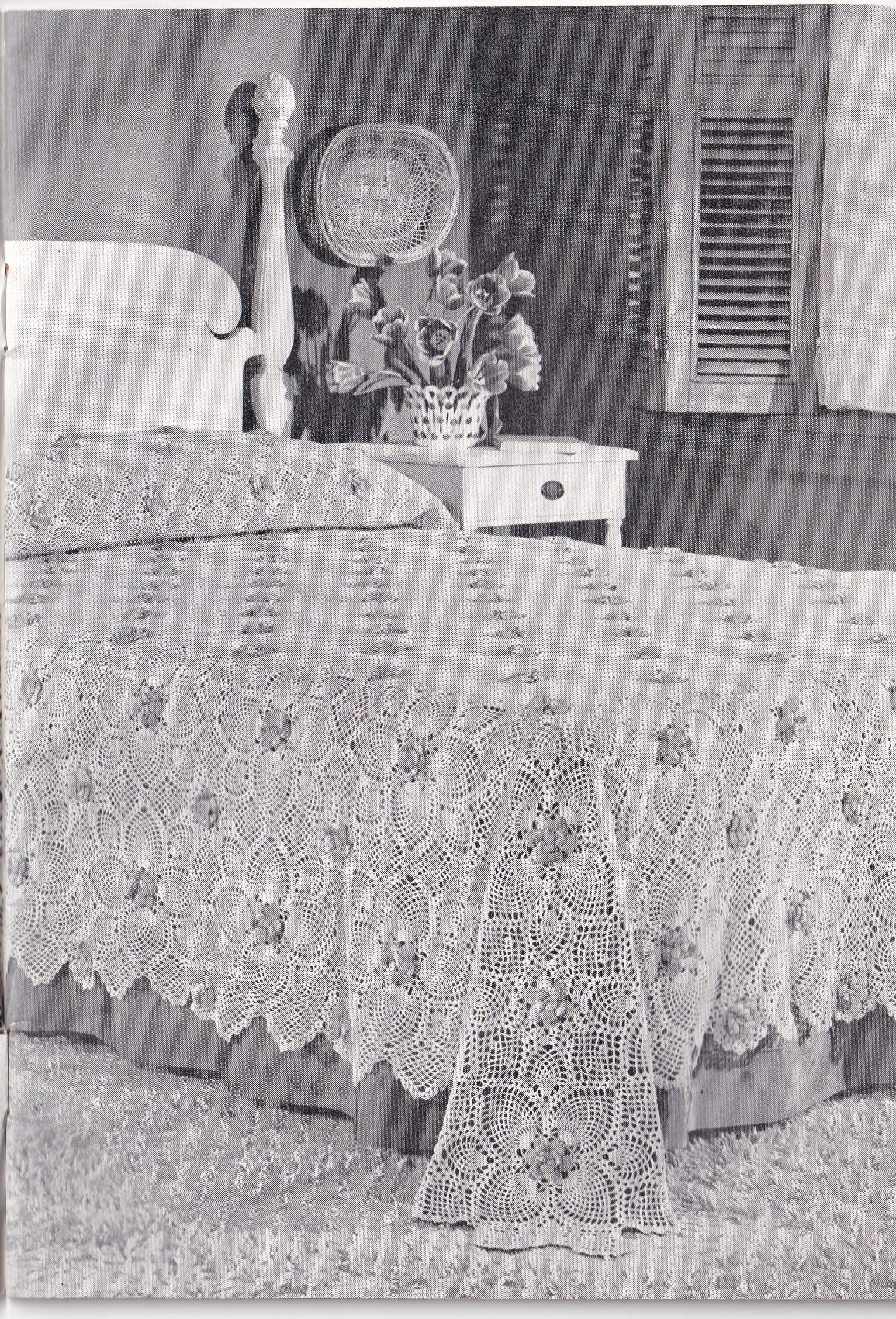 Vintage Crochet PDF Pattern for Pineapple and Rose Motifs to Make Bedspread Instant Download - Etsy
