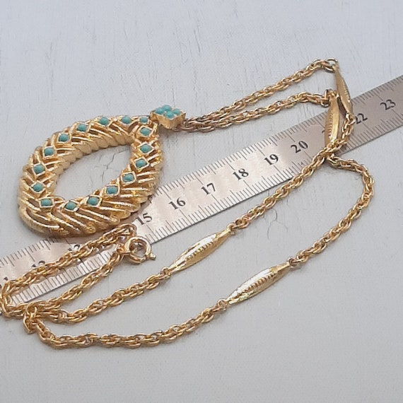 Goldtone & Turquoise Glass Necklace... Wreath Pen… - image 7