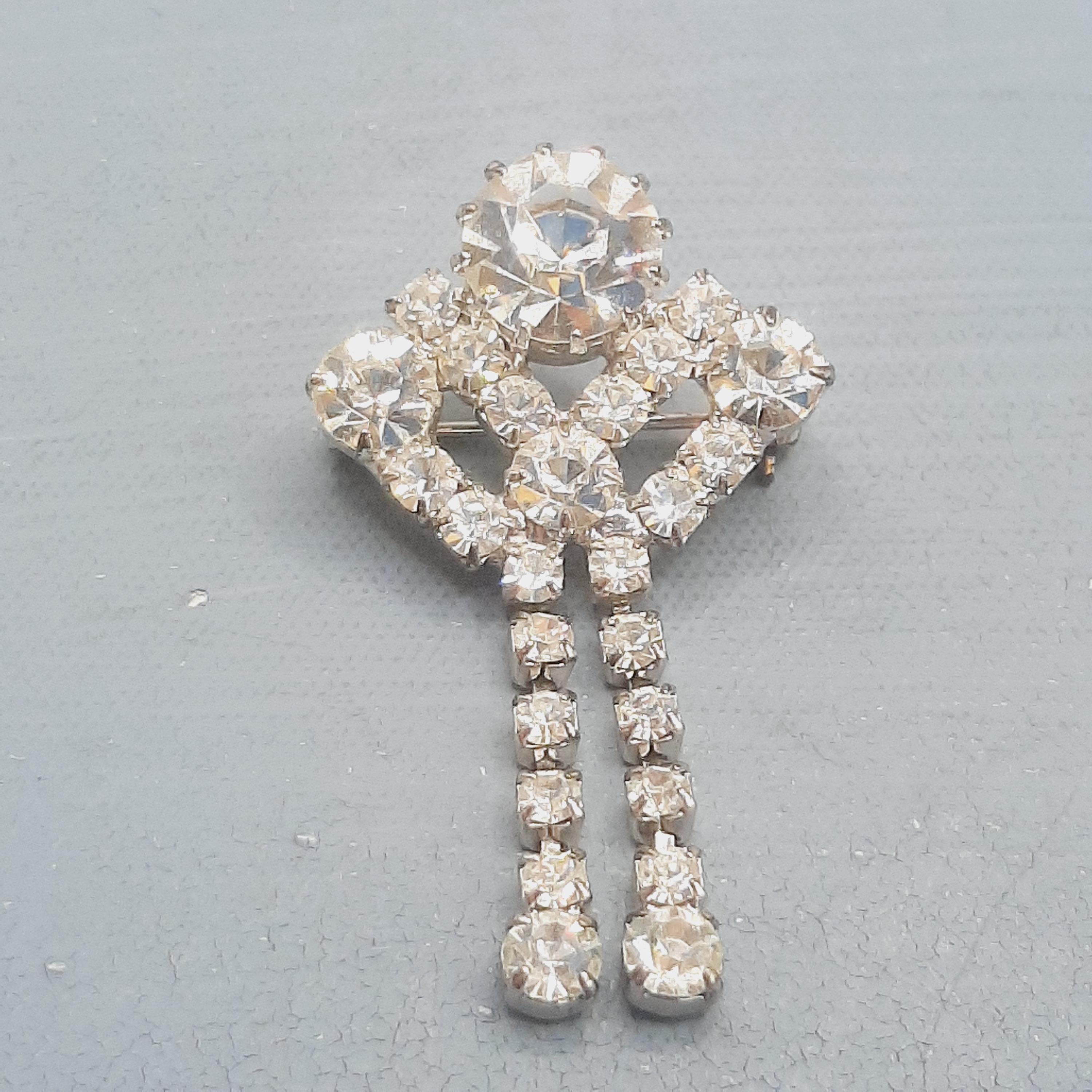 Broche Pendante Vintage à Pampilles - Verre Et Strass, Bijou Ancien