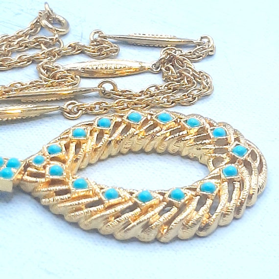 Goldtone & Turquoise Glass Necklace... Wreath Pen… - image 4