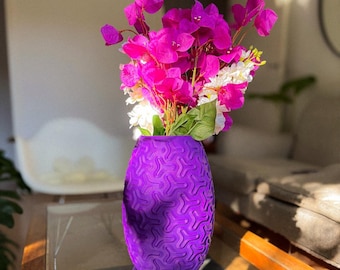 3D Printed Geometric Flower Vase, Modern Centerpiece | TREFOIL
