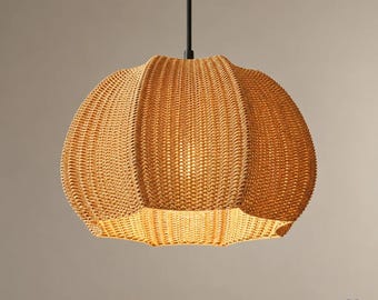Organiczna lampa wisząca w stylu boho, swobodnie płynący klosz o rzeźbiarskiej formie, 25 kolorów, wtykowa lub podłączona na stałe | BOVISA