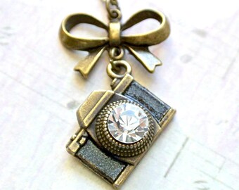 Camera necklace-Vintage camera jewelry with butterfly knot-Camera jewelry gift for her-Wedding Photographer gift-Capture Life