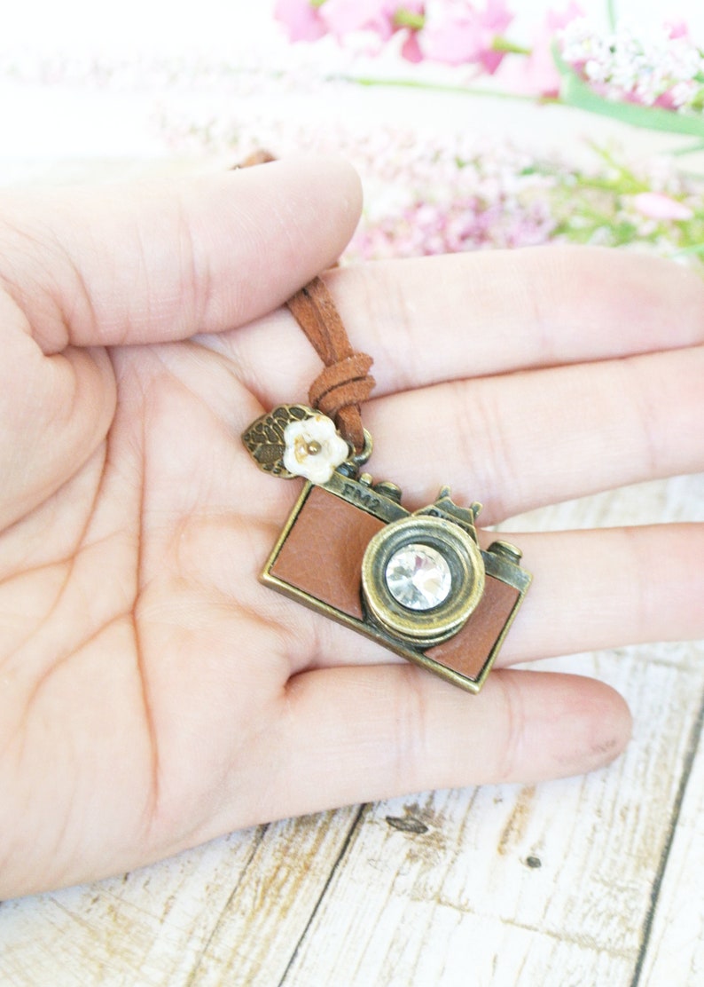 Tan Leather Camera Necklace for Photographer image 3