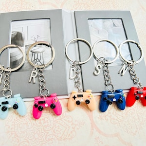 Video Game Controller Keychain for Christmas Gift, Personalized Initial Game Controller  Keyring for kids, Gift For Gamers & Birthday Gift