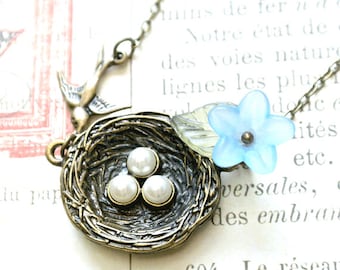 Bird Nest Necklace -Bird nest jewelry gift for mom-Nature jewelry for women-Mothers necklace-Delicate Neckalce-Sparrow Necklace