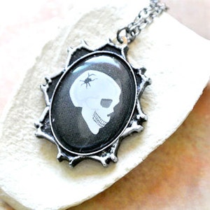 Halloween Jewelry, Skull Necklace, Chunky Necklace,Skeleton Jewelry