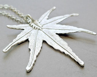 Maple Leaf Necklace, Maple Leaf Jewelry,Leaf Necklace, Fall Leaf Jewelry,Everyday Necklace