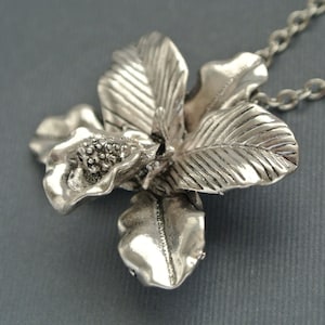 Elegant silver orchid flower necklace gift for her, Floral Antique Silver Orchid Pendant Necklace for Mom, Ideal Jewelry Gift for Weddings