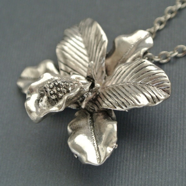 Antique style silver color orchid flower necklace gift for her-Flower necklace gift for mom-Orchid jewelry-Wedding jewelry- Floral gift