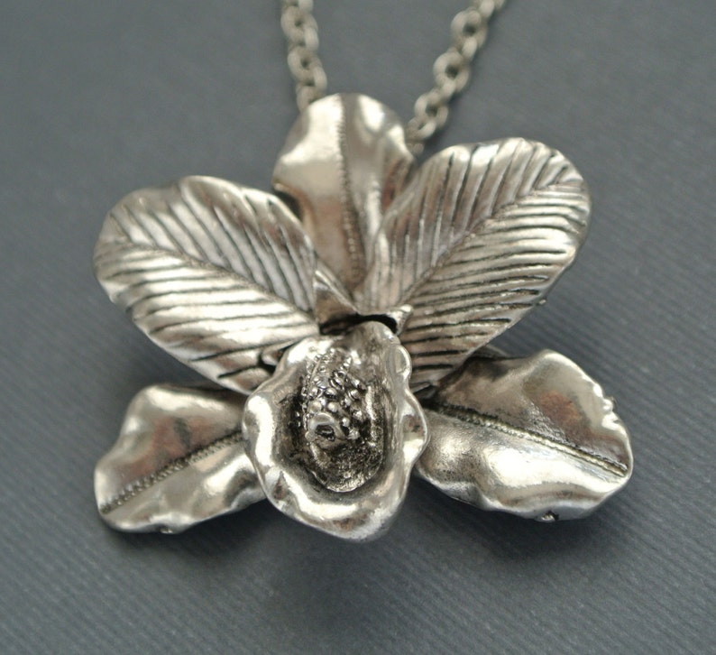 Antique style silver color orchid flower necklace gift for her-Flower necklace gift for mom-Orchid jewelry-Wedding jewelry Floral gift image 2