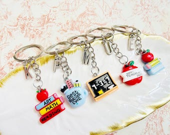 Teacher Appreciation Keychain, Custom Initial Keyring for Teacher  Christmas Gift, Teacher's Day Keychain - Best Teacher Ever Gift