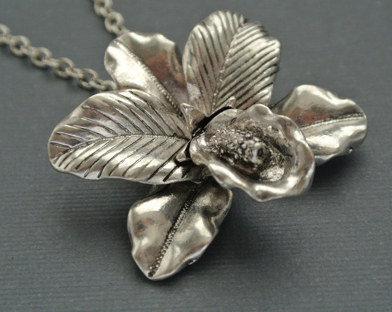 Antique style silver color orchid flower necklace gift for her-Flower necklace gift for mom-Orchid jewelry-Wedding jewelry Floral gift image 3