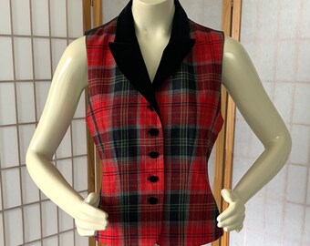 1980s EQUESTRIAN English Riding Plaid 100% Wool Vest . Vintage 80s 90s Rafaella Red Tartan Plaid Black Satin Back & Cinch Belt . 10 Petite