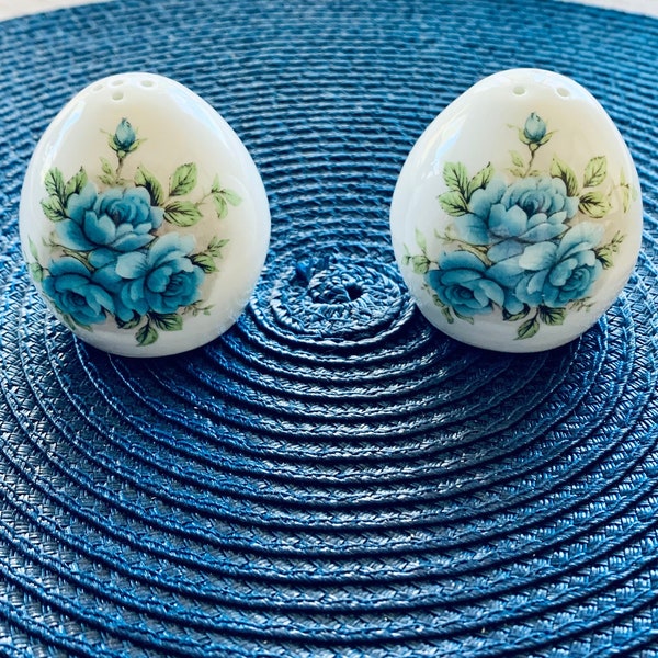 1950s Blue Floral Bone China Salt & Pepper Shaker Set . Vintage 50s 60s Egg Shape SANDFORD Fine Bone China Made in England