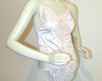 1970s TEDDY BABY DOLL Lingerie . Vintage 70s Romantic Pink Lace Onesie Teddy by Wonder Maid