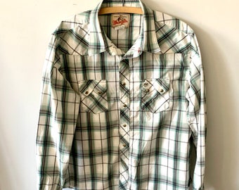 Vintage WRANGLER Men’s Cowboy Button Down Shirt with Pearly Snaps and Pockets. Size Extra Large XL