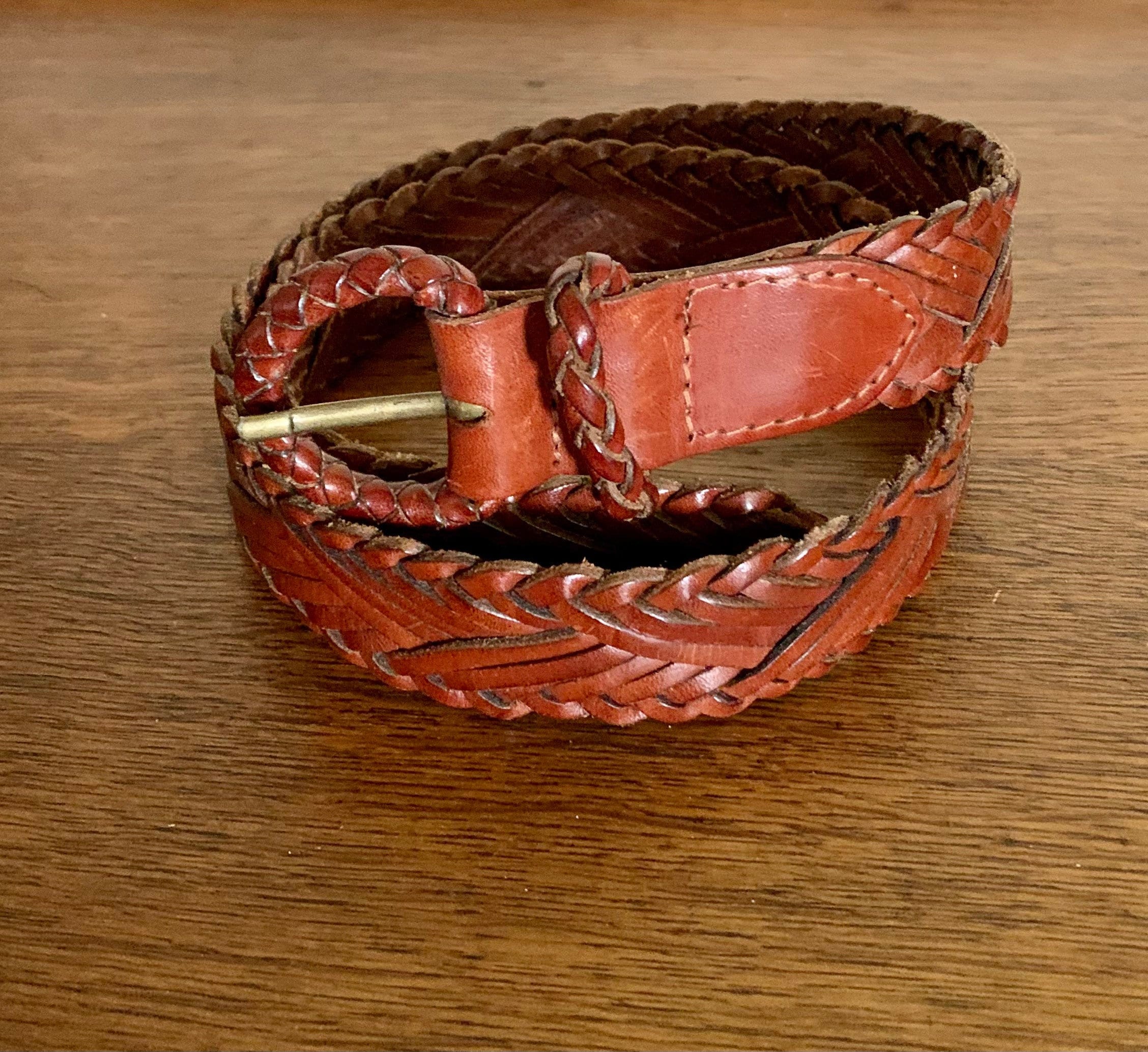 Vintage Eddie Bauer Vibrant Red Leather Belt RED WESTERN LEATHER BELT. FLORAL EMBOSSED LEATHER BELT  main image 3
