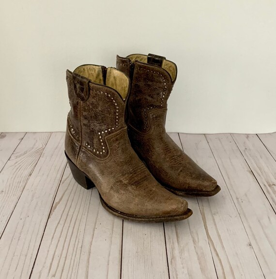 H and m ankle boots 2025
