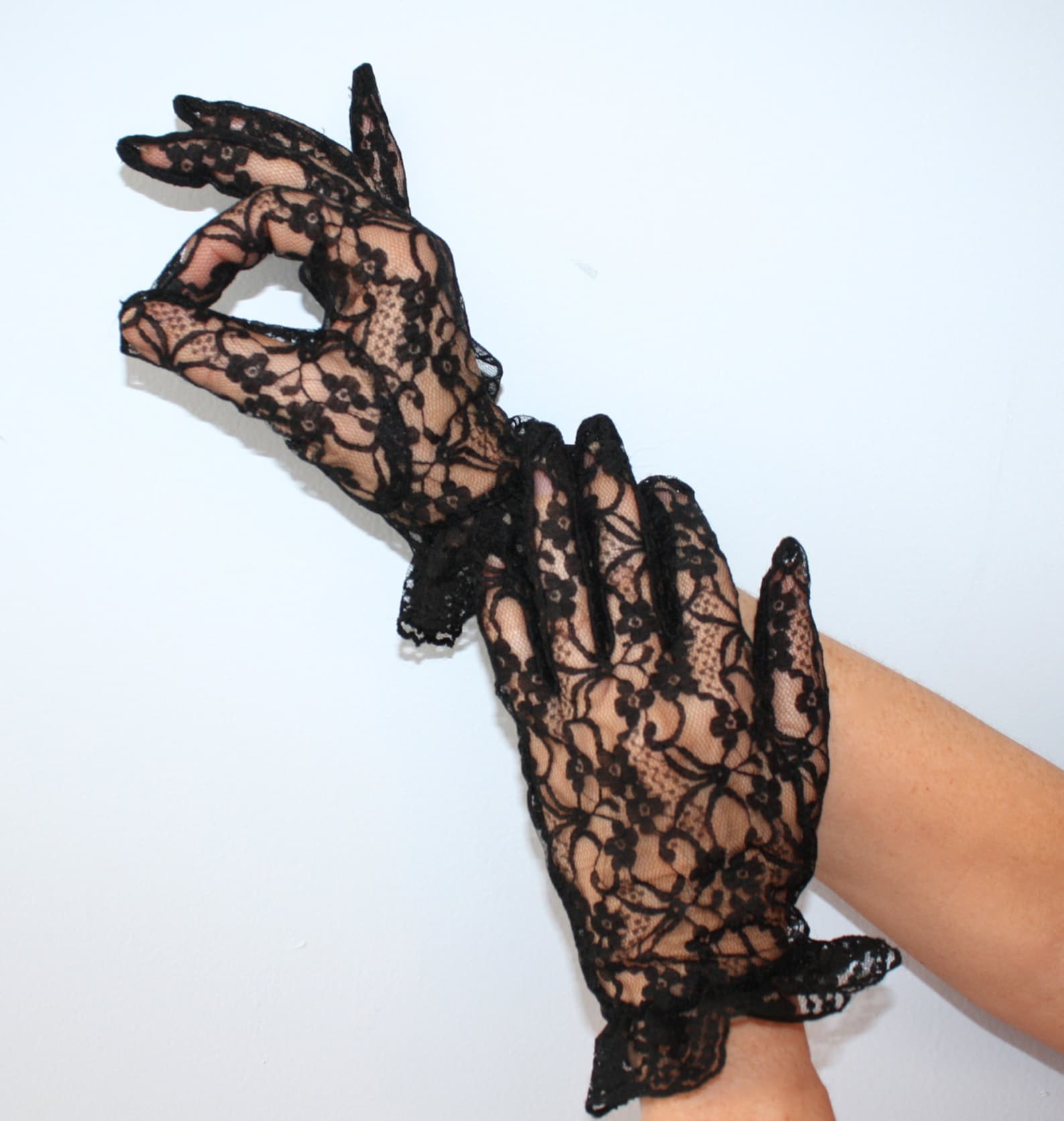 Vintage BLACK Lace Gloves / CHANTILLY Lace Formal Evening Etsy