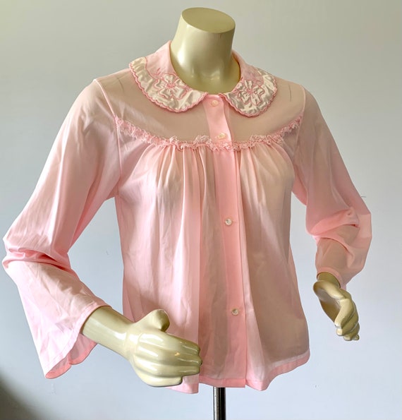 1960s Pink Bed Jacket.  Vintage Retro 60s Lingeri… - image 2