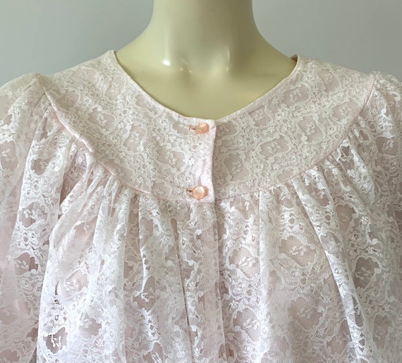 1960s Pink Lace Lingerie Bed Jacket Peignoir Shor… - image 3