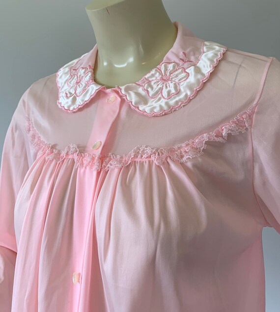 1960s Pink Bed Jacket.  Vintage Retro 60s Lingeri… - image 9