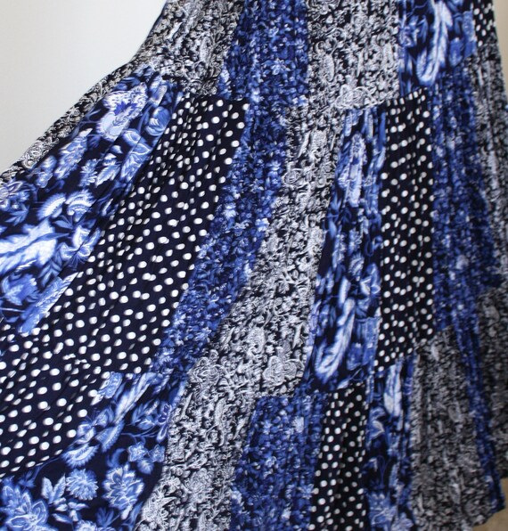 1990s Broomstick Maxi floral Skirt . Vintage Rayon Bl… Gem