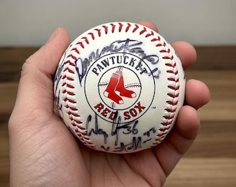 Pelota de béisbol firmada por los Pawtucket Red Sox de 2005: autógrafos de Pedroia y Papelbon