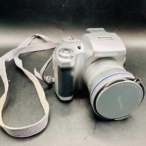 Fujifilm FinePix S3100 Vintage Digital Camera 2004 Y2K Digicam Bundle Tested