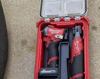 Kit de insertos Milwaukee Packout de 3/8" (descarga digital) - Stubby Impact Gen 2, trinquete de alta velocidad, vasos Tekton sin salto