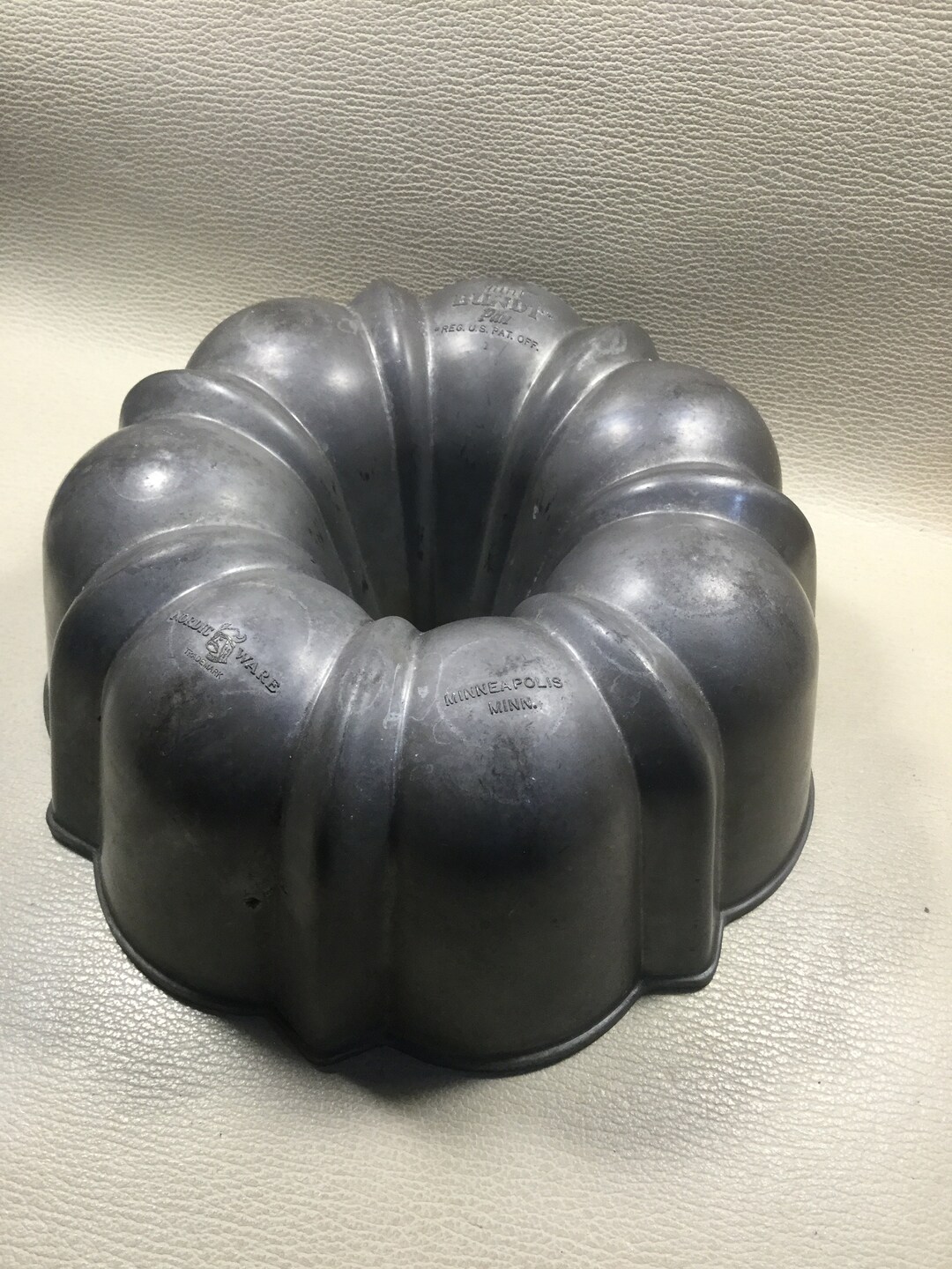 Vintage Mini Bundt Pan / Mini Bundt Pan / Vintage Nordic Ware Etsy