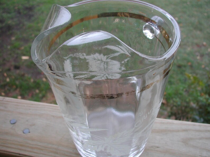 Vintage Glass Pitcher / Bartlett Collins Pitcher / Retro Kitchen