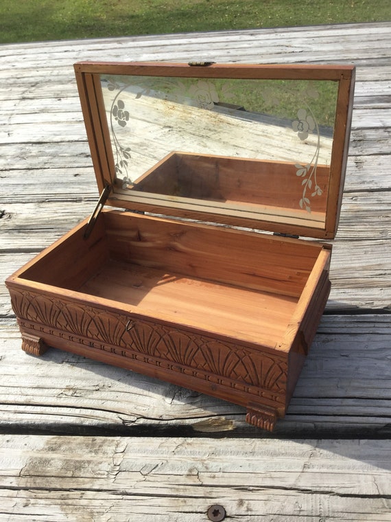 Cedar Chest Jewelry Box / Wood Jewelry Box / Vint… - image 7