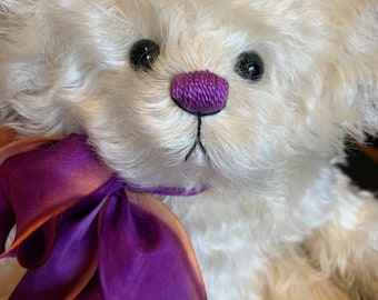 PRUDENCE: a handmade jointed teddy bear from Jazzbears