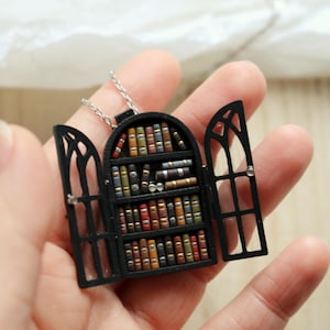 Schwarze Doppeltür Bücherregal Halskette, Polymer Ton Halskette