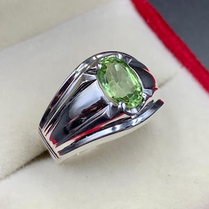 Peridot Ring, 925 Sterling Silver Handmade Men&#39;s Ring, Birthstone Ring, Natural Peridot, Birthstone For August, Unisex Ring, Stacking Ring