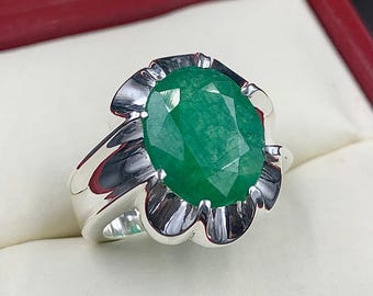 Handcrafted Indian Emerald Ring, 925 Sterling Silver Ring,  Ring, Engagement Ring, Silver Men Ring, Green Stone Ring, Gift for Him