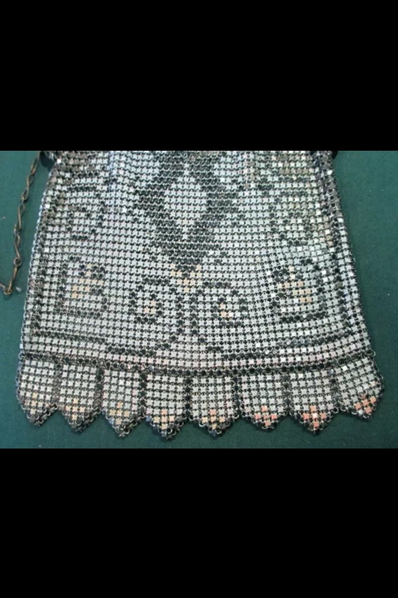 Flapper purse 1900 enamel coloring