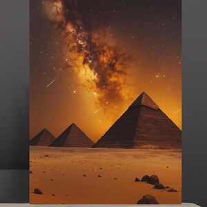 Ägyptische Pyramiden Wand Kunst Druck, mystische Wüsten Nacht Poster, Sternenhimmel Pyramiden Kunstwerk, druckbare Wandkunst, kosmischer Himmel