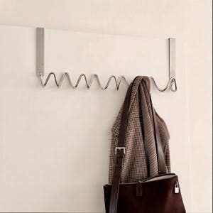 Perchero de pared minimalista con diseño de onda / Perchero de acero inoxidable para colgar sobre la puerta (sin necesidad de taladrar)