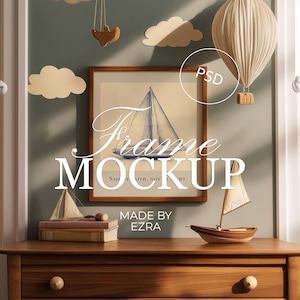 Maqueta de guardería de velero, arte mural náutico para habitación de bebé, marco vertical de 4 x 5 PSD para Photoshop, plantilla de exhibición de arte JPG de objeto inteligente / 28