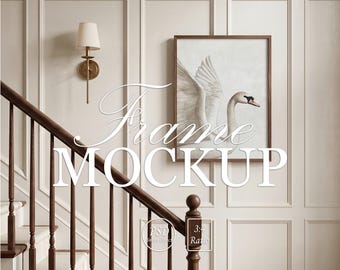 Mockup notenhouten lijst: slanke verticaal boven trap met koperen blaker, realistische PSD-sjabloon, Photoshop Photopea slim object 3 x 4